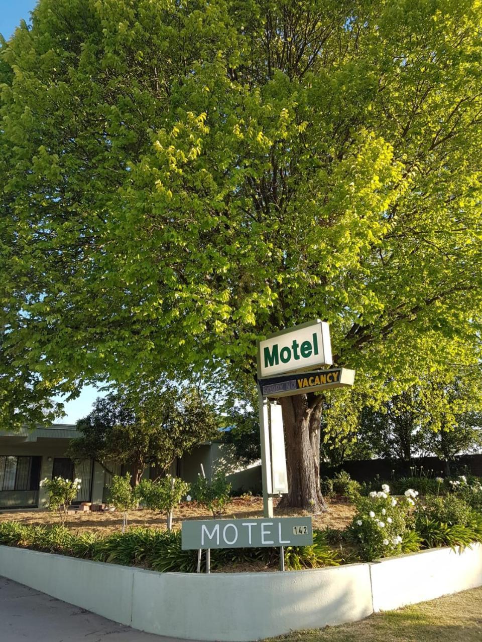 Holbrook Skye Motel Экстерьер фото